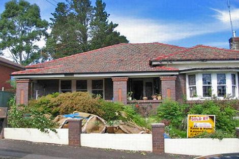 Property photo of 1 Oatley Avenue Katoomba NSW 2780