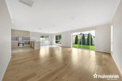 Property photo of 68 Fantail Way Brookfield VIC 3338