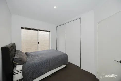 Property photo of 10 Gouldian Circuit Alkimos WA 6038