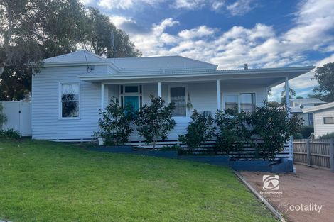 12 Howitt Ave, Metung, VIC 3904