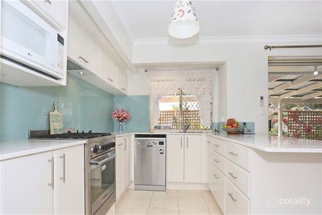 Property photo of 54 Cambridge Drive Greenfields WA 6210