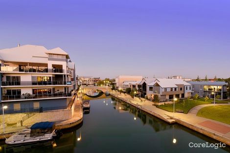 Property photo of 2/4 Treviso Mews Mandurah WA 6210