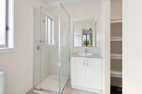 Property photo of 11 Oshannassy Parade Lucas VIC 3350