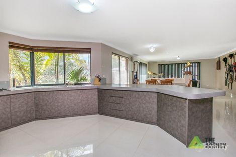 Property photo of 7 Stockmans Close Oakford WA 6121