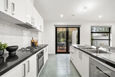 Property photo of 1/38 Eildon Parade Rowville VIC 3178