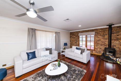 Property photo of 5 McInnes Place Karabar NSW 2620
