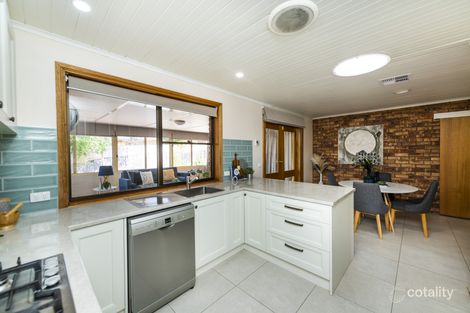 Property photo of 5 McInnes Place Karabar NSW 2620