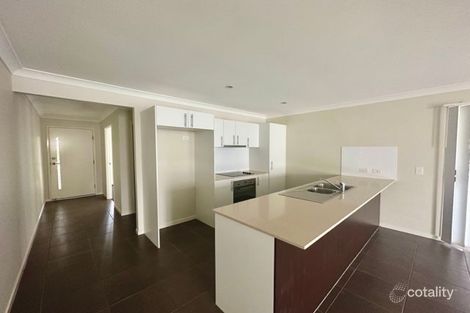 Property photo of 7 Geraldton Street Springfield Lakes QLD 4300