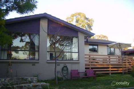 8 Maidment Pl, Kambah, ACT 2902