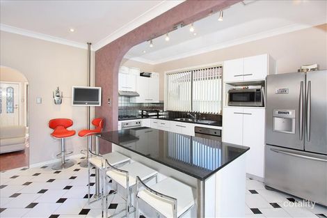 Property photo of 10 Second Avenue Toongabbie NSW 2146