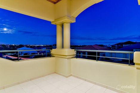 Property photo of 12 Perissa Road Iluka WA 6028
