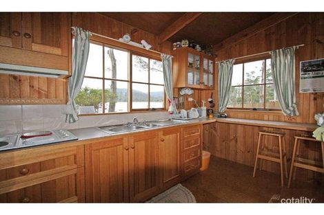 Property photo of 21 Batchelor Street White Beach TAS 7184