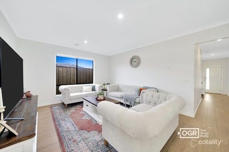 Property photo of 5 Camrose Street Mickleham VIC 3064
