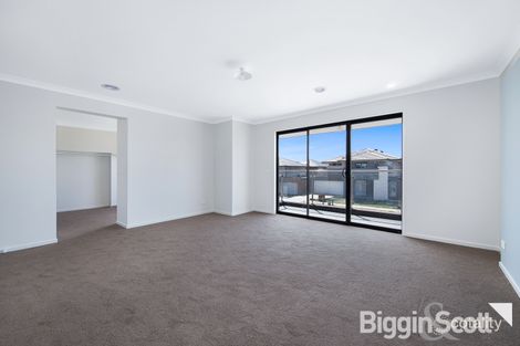Property photo of 15 Olivetree Drive Keysborough VIC 3173