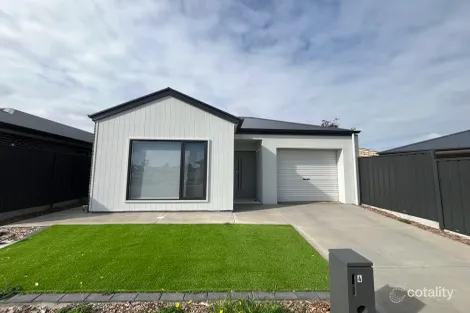 4 MURRAY CRES, SMITHFIELD PLAINS, SA 5114
