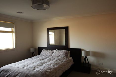 Property photo of 2/12 Neville Street Carnegie VIC 3163