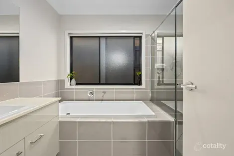 Property photo of 12 Astartea Street Deebing Heights QLD 4306