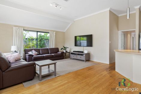 Property photo of 15 Kitchener Road Melville WA 6156