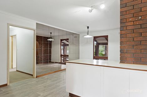 Property photo of 7 Vine Crescent Happy Valley SA 5159