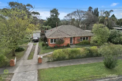 Property photo of 2 Service Road North Moe VIC 3825