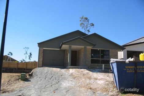 Property photo of 37 Hinchinbrook Circuit Forest Lake QLD 4078