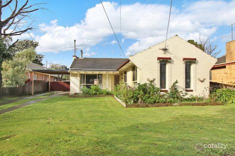 Property photo of 18 Woodstock Road Mount Waverley VIC 3149