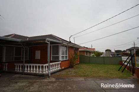 Property photo of 7 Upwey Avenue Springvale VIC 3171