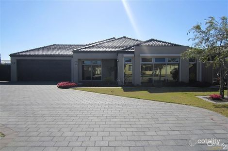 18 Oleander Ave, Shoalwater, WA 6169