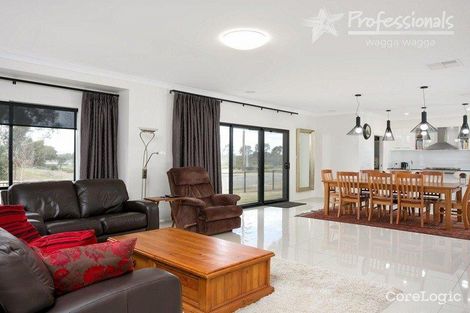 Property photo of 27 Gibson Street Boorooma NSW 2650