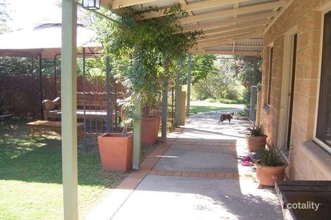 Property photo of 4 Moir Place Broulee NSW 2537