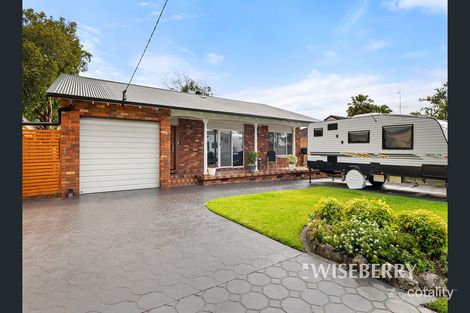 18 Second Ave, Toukley, NSW 2263