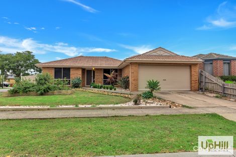 Property photo of 32 Bounty Way Berwick VIC 3806