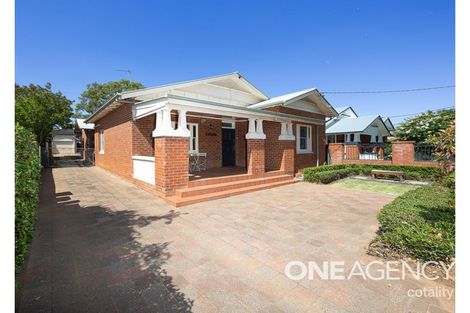16 Lindsay St, Turvey Park, NSW 2650