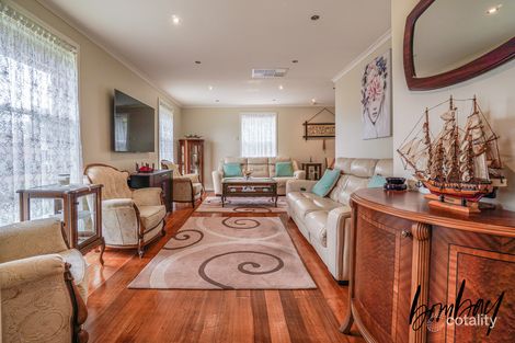 Property photo of 15 Tatura Crescent Broadmeadows VIC 3047