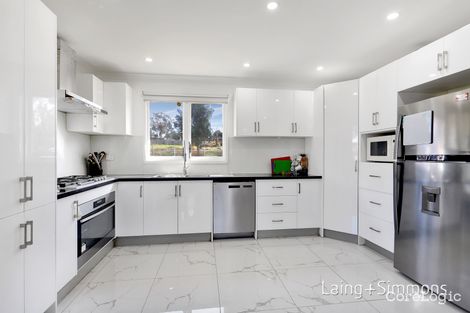 Property photo of 17 Summers Place Bradbury NSW 2560