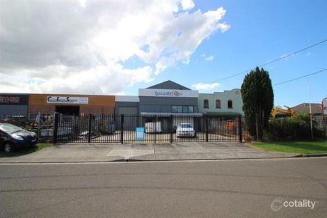 7 O'Neil St, Unanderra, NSW 2526