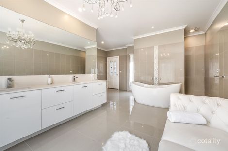 Property photo of 1 Cuddihy Court Lovely Banks VIC 3213