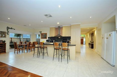 Property photo of 3 Correll Way Roxburgh Park VIC 3064