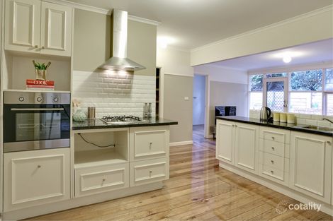 Property photo of 18 Macclesfield Road Avonsleigh VIC 3782