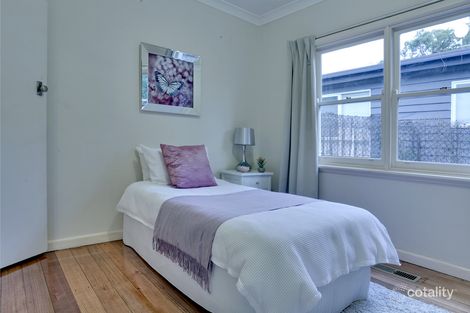 Property photo of 18 Macclesfield Road Avonsleigh VIC 3782