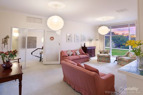 Property photo of 1 Colong Place Kooringal NSW 2650