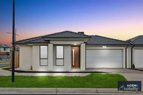 123 Paskas Dr, Fraser Rise, VIC 3336