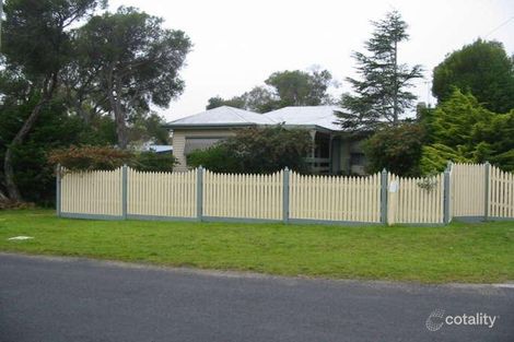 Property photo of 31 Shirlow Avenue Rye VIC 3941