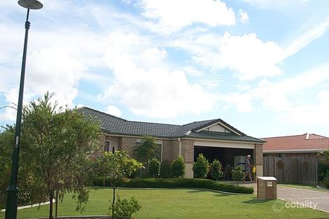 33 Yodelay St, Varsity Lakes, QLD 4227