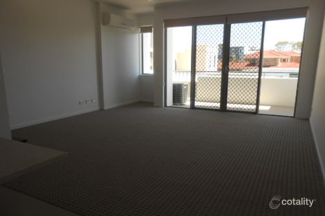 20/4 Ben Lexcen Pl, Robina, QLD 4226