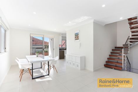 Property photo of 2/18 Gladstone Street Bexley NSW 2207