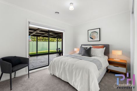 Property photo of 25 Saxby Drive Strathfieldsaye VIC 3551