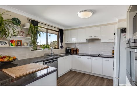 Property photo of 24 Edzill Street Wilsonton Heights QLD 4350