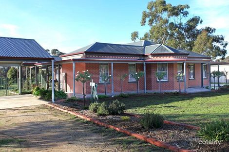 Property photo of 35 Cassinia Drive Junortoun VIC 3551