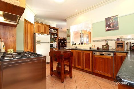 Property photo of 35 Cassinia Drive Junortoun VIC 3551
